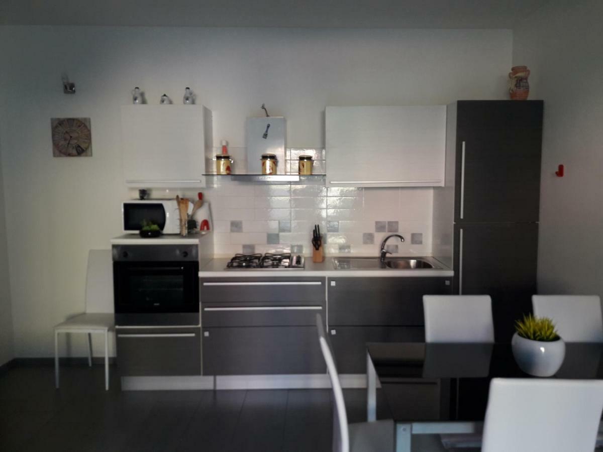 Lucrezia Apartment Valledoria  Exteriör bild